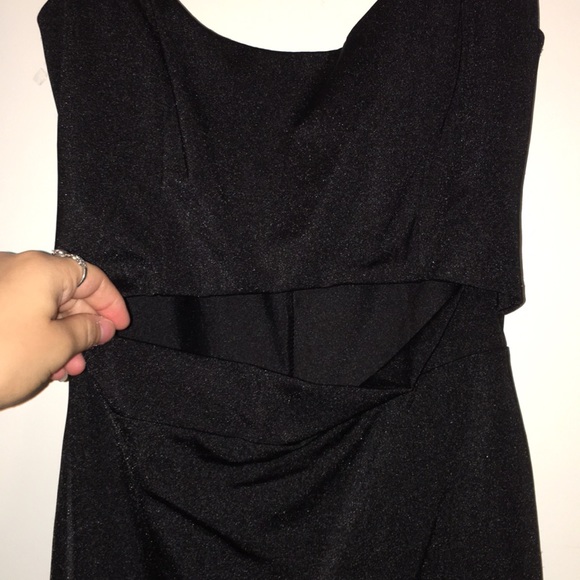 Black Fitted dress - Picture 3 of 4